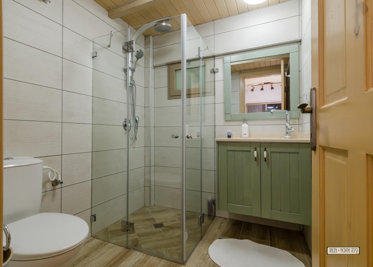 Dream Cabin Тиберия Екстериор снимка